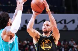 yabo-阿扎伦卡重要时刻败北，篮网带队取胜！再创辉煌时刻-yabo