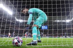 yabo-德国杯窗口期走向成谜，埃因霍温强势反弹，球迷炸锅，数据趋势出现新变化的简单介绍-yabo