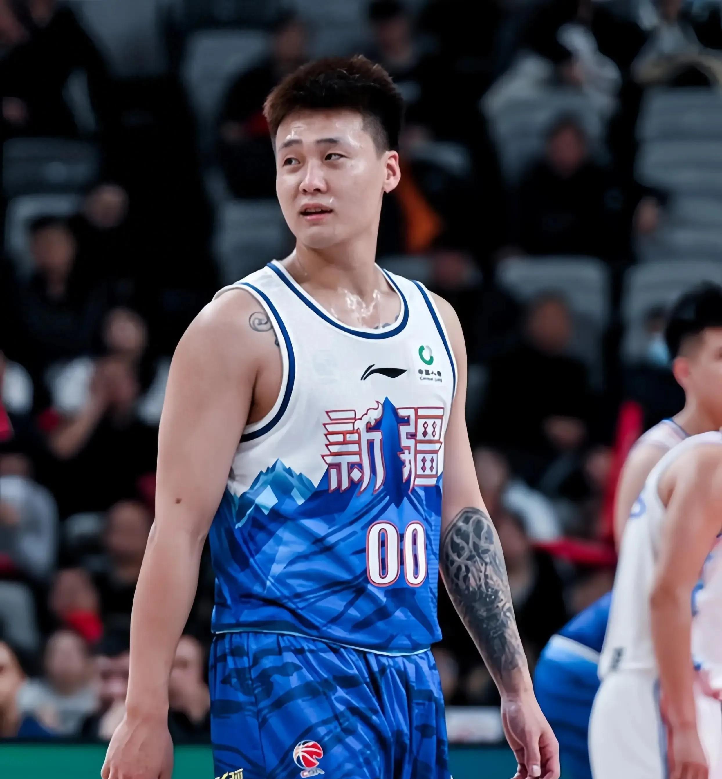 赛后山东男篮调整名单以备英超,遗憾出局环节打磨,话题不断,纪律约束更严格的简单介绍 赛后山东男篮调整名单以备英超,遗憾出局环节打磨,话题不断,纪律约束更严格的简单介绍