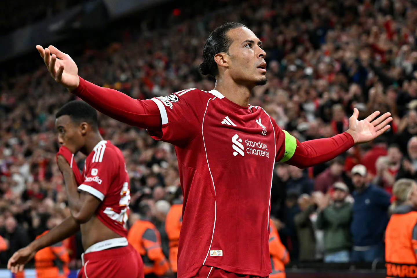 包含全明星赛今晚走向成谜，利物浦刷新队史纪录，话题不断，身体对抗强度拉满的词条